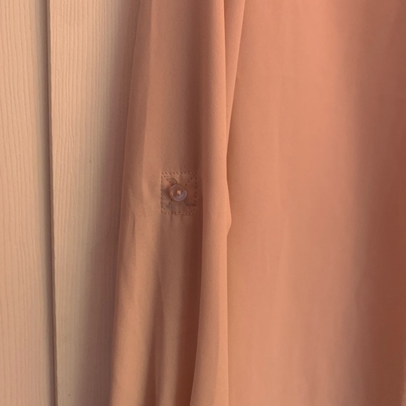 💕The Limited Ashton pale pink long sleeve collared blouse size small - Picture 5 of 5